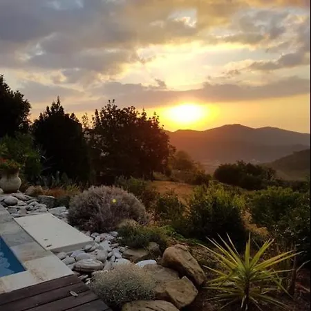 Hébergement de vacances Casa Mari *